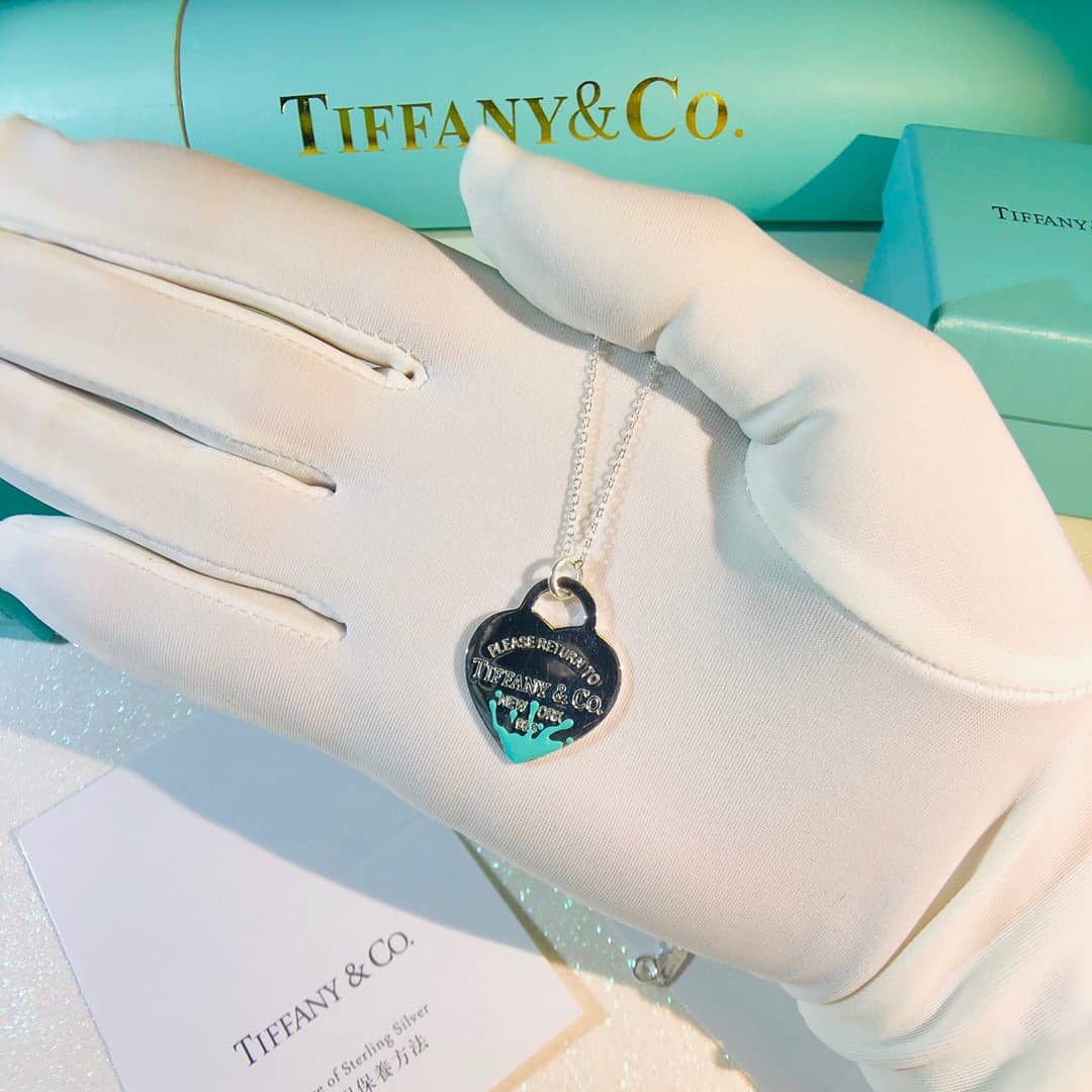 7 Star T*f*ny Necklace