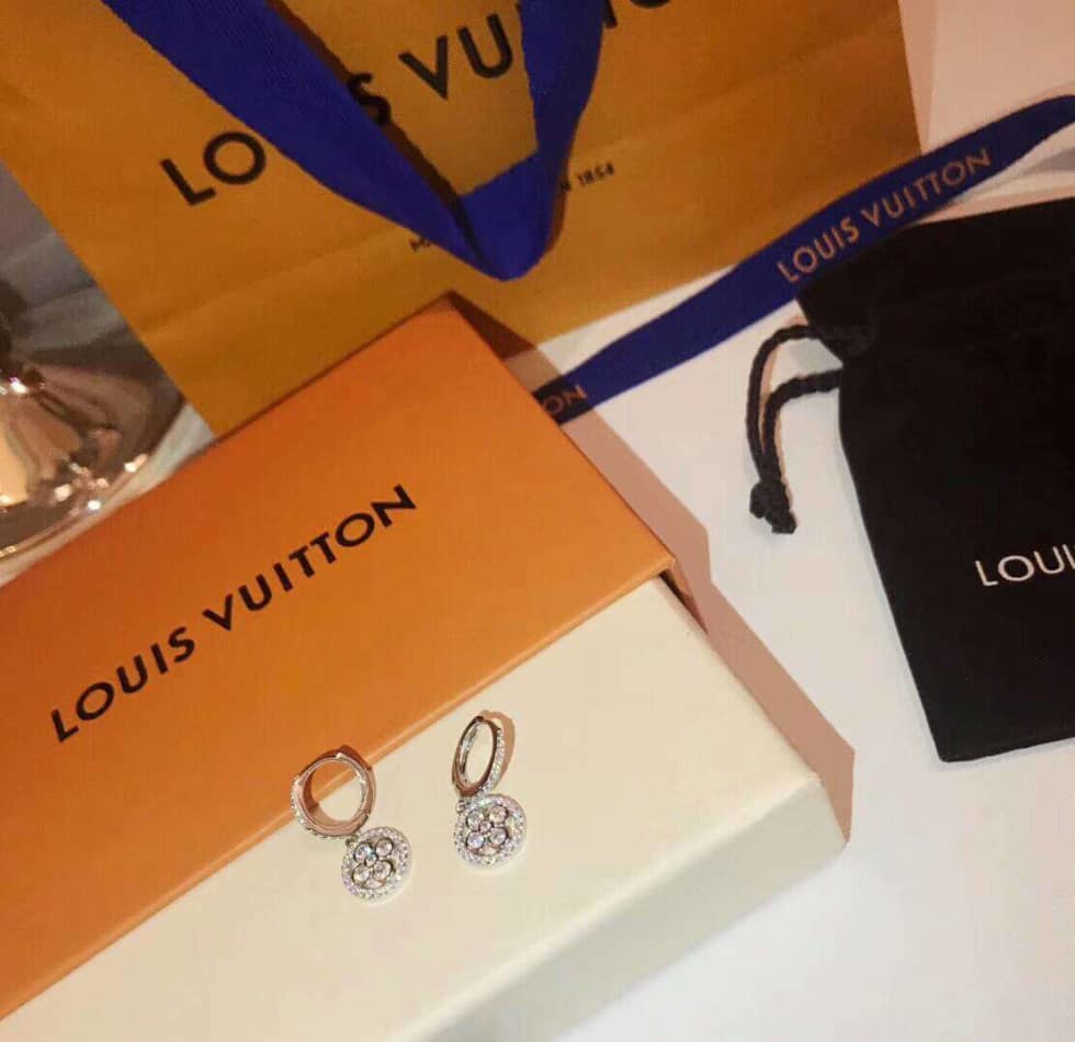 High Quality L0vis Vvtt0n Earring