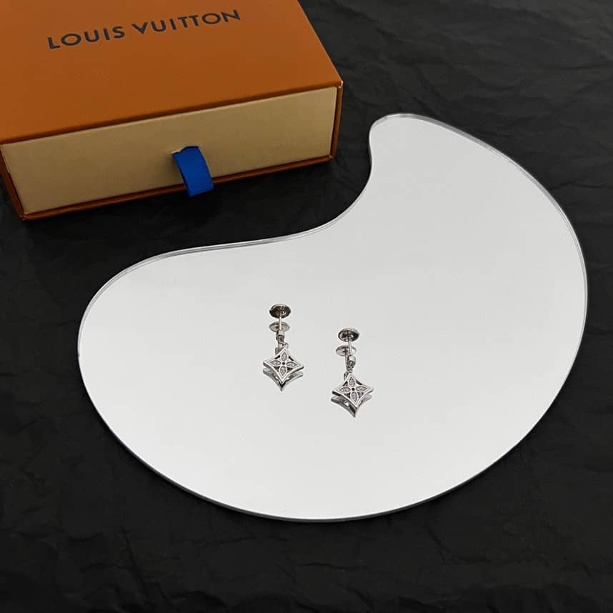 Top Quality L0vis Vvtt0n Earring