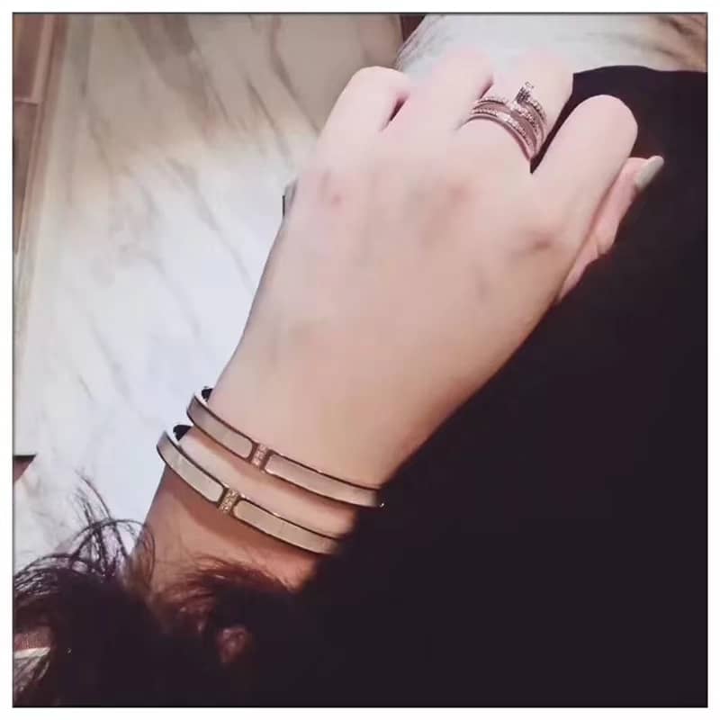 Ca*t1er Bracelet Dupe Classic