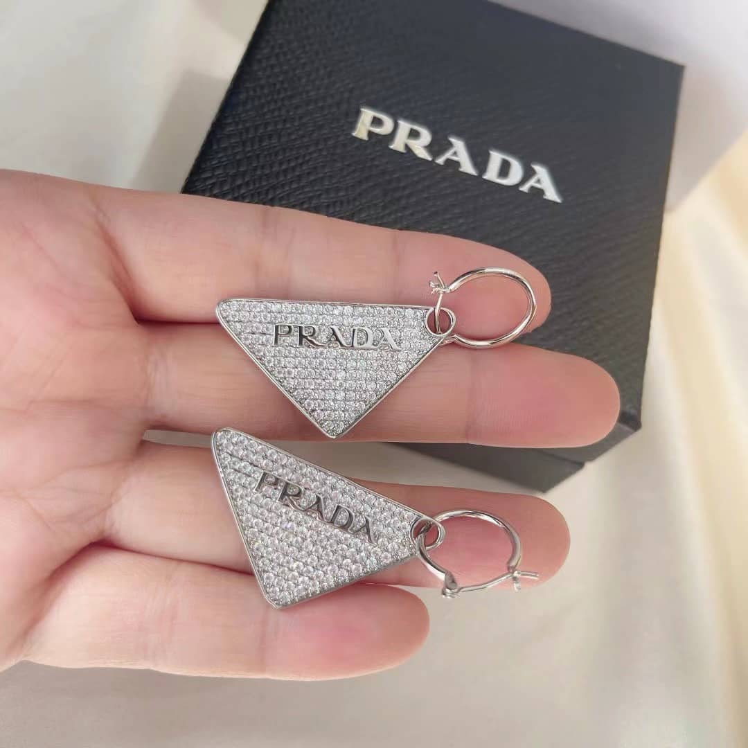 High Quality Pra*a Earring