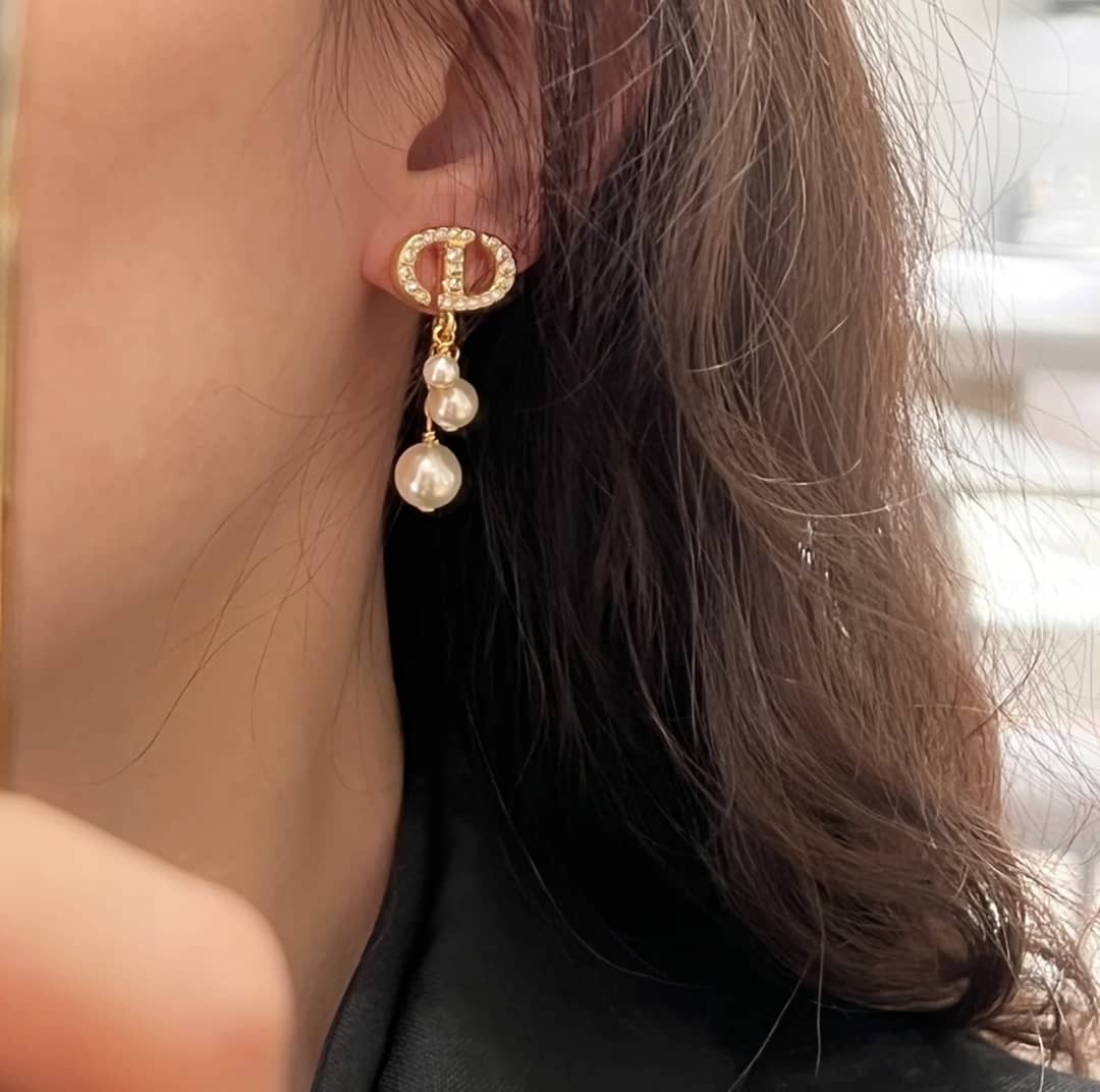 Replica Chr1st1an D10r Earring