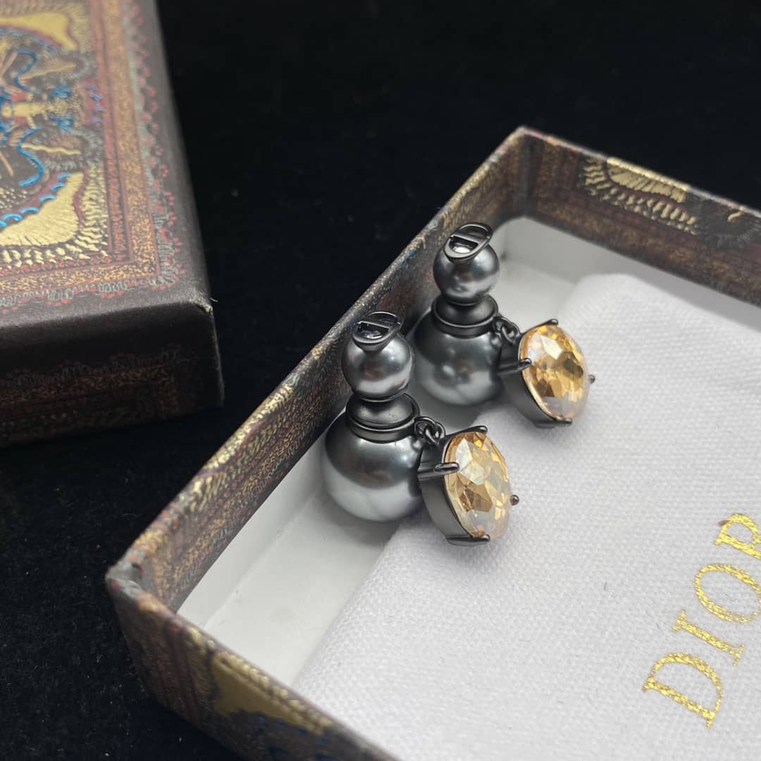 Cheap Chr1st1an D10r Earring