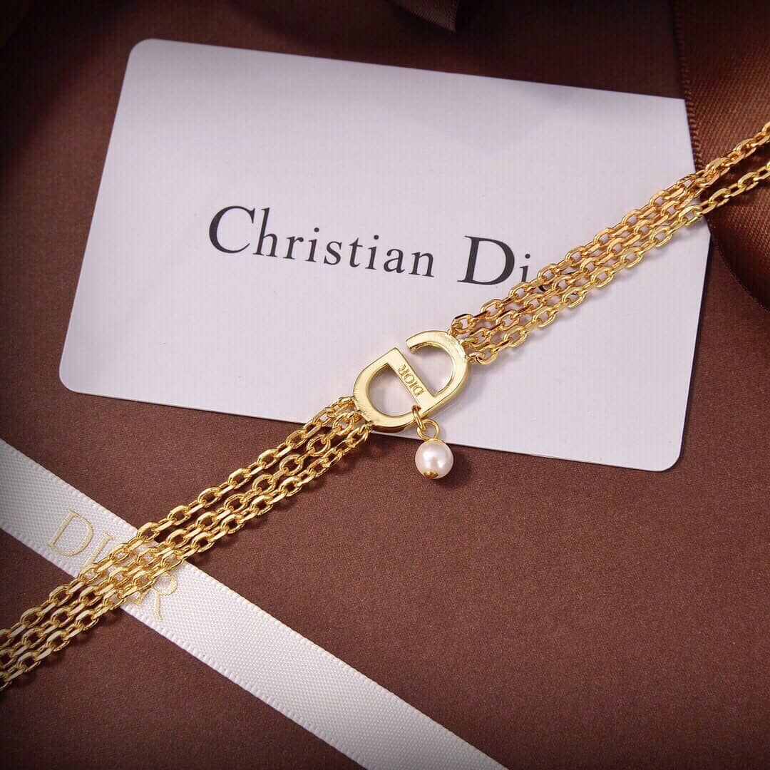 Luxury Chr1st1an D10r Classic AAA+ Necklace