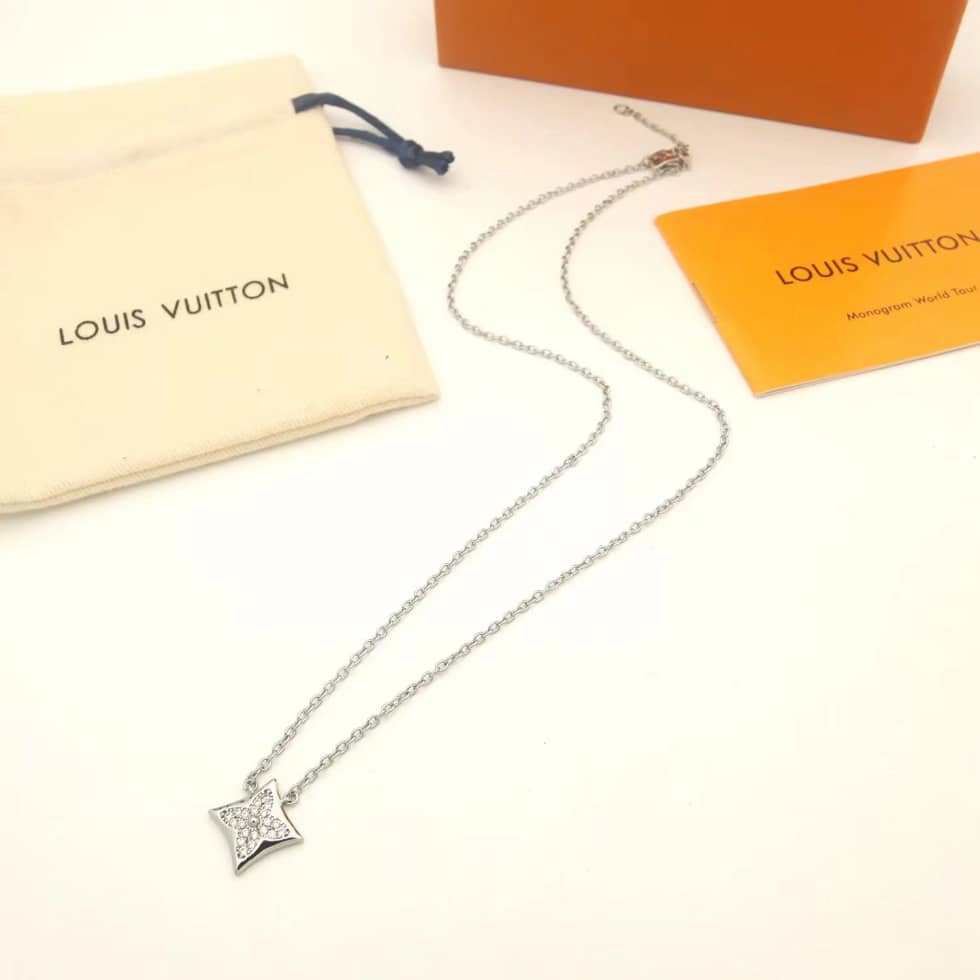 Wholesale L0vis Vvtt0n Logo Necklace