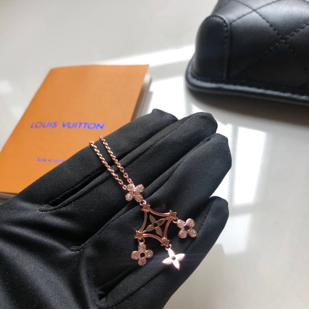 Top Quality L0vis Vvtt0n Necklace
