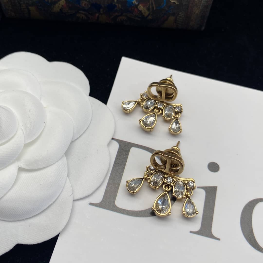 7 Star Chr1st1an D10r Earring