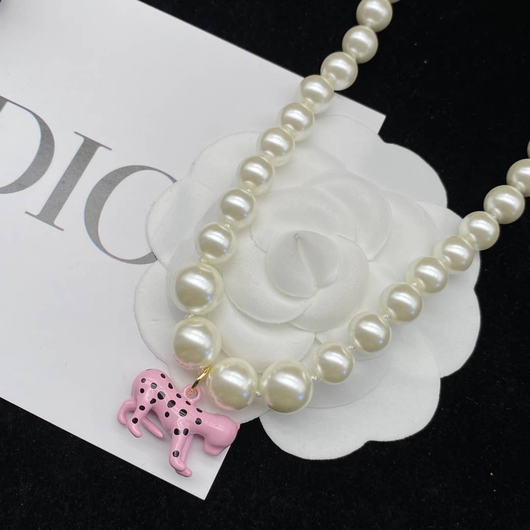 Chr1st1an D10r Necklace First Copy