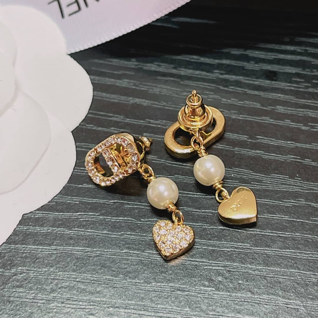 Cheap Chr1st1an D10r Earring