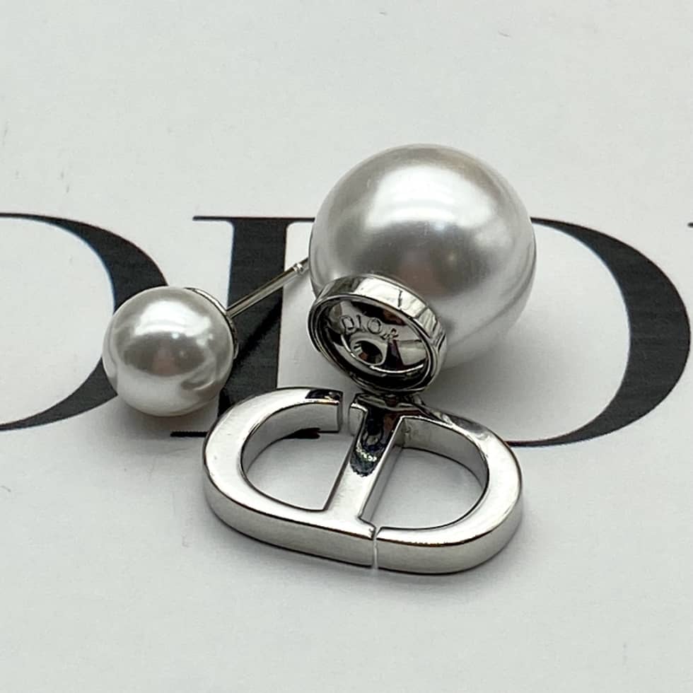 Replica Chr1st1an D10r Earring