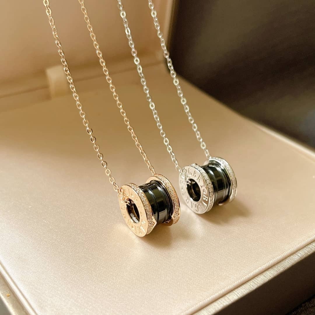 Bv1g*ai Necklace Copy