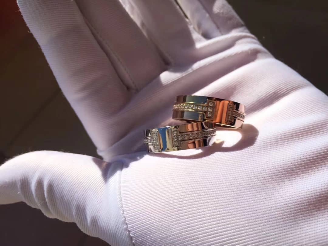 Designer T*f*ny Classic Ring