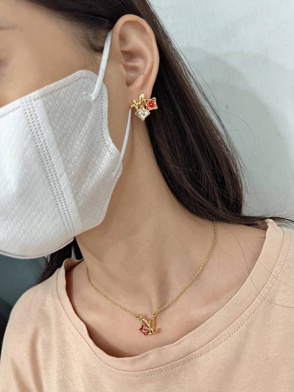 Knockoff L0vis Vvtt0n Logo Necklace