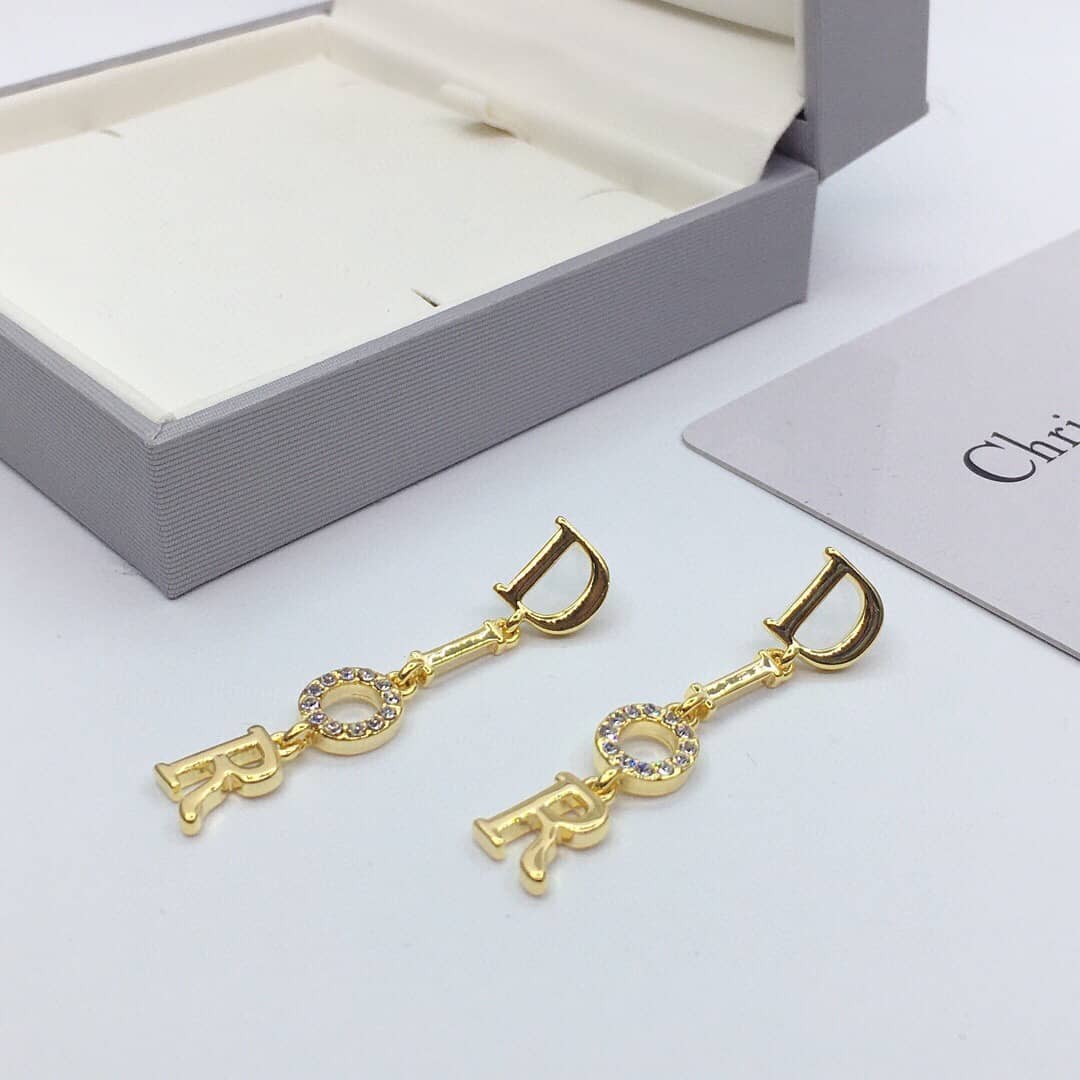 7 Star Chr1st1an D10r Earring