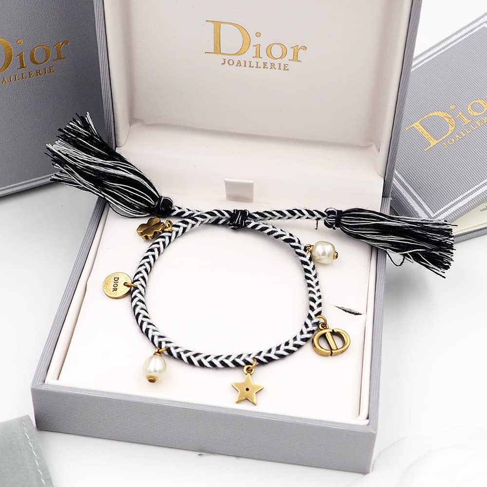 Chr1st1an D10r Bracelet First Copy