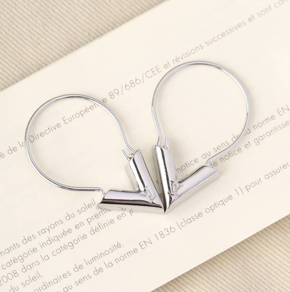 Replica L0vis Vvtt0n Earring