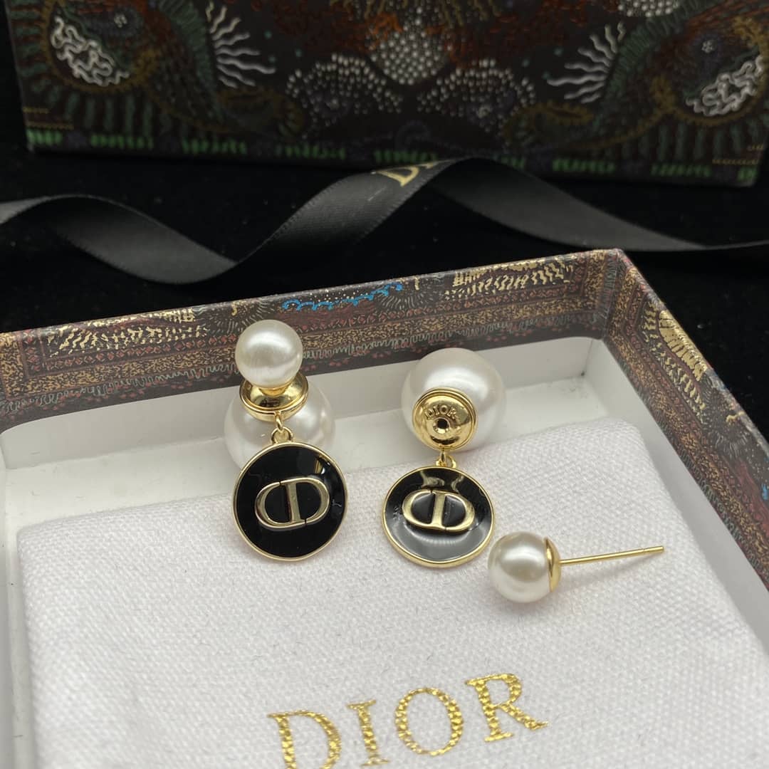 Chr1st1an D10r Earring First Copy