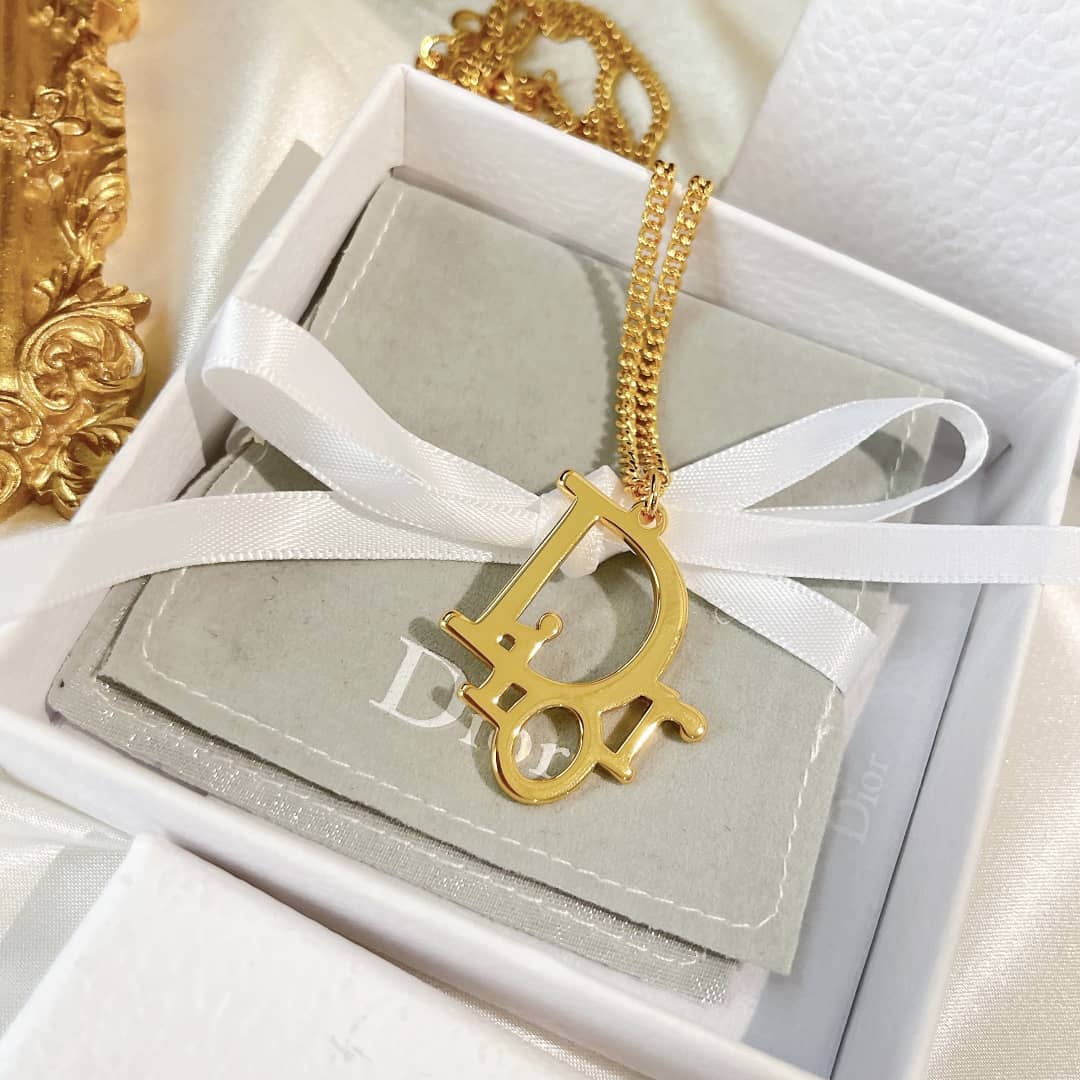 Luxury Chr1st1an D10r Classic AAA+ Necklace