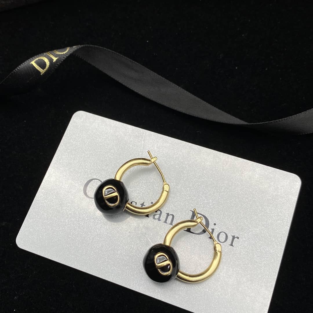 Wholesale Chr1st1an D10r AAA+ Earring