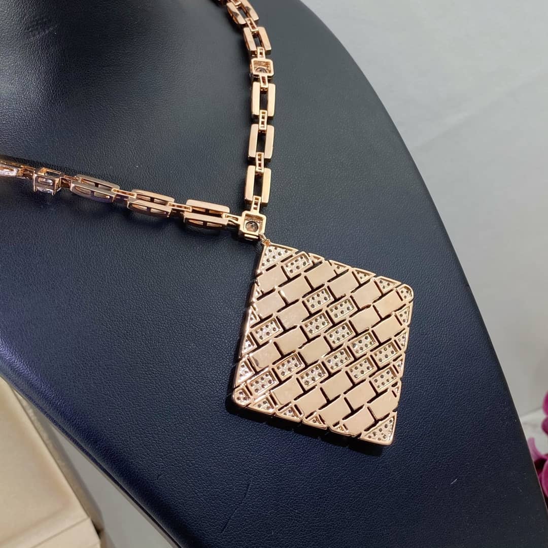 Bv1g*ai Necklace First Copy