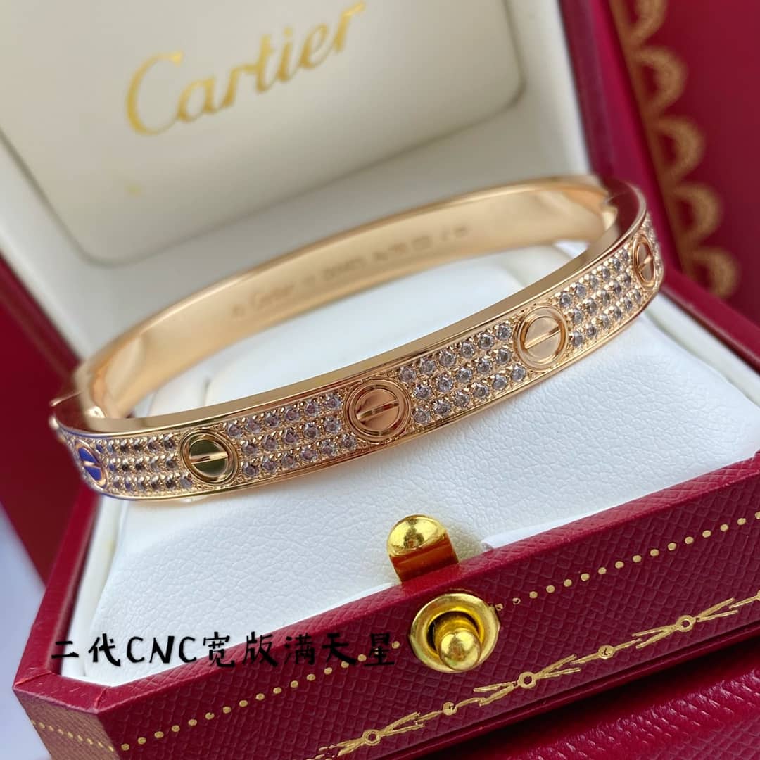 Ca*t1er Bracelet First Copy