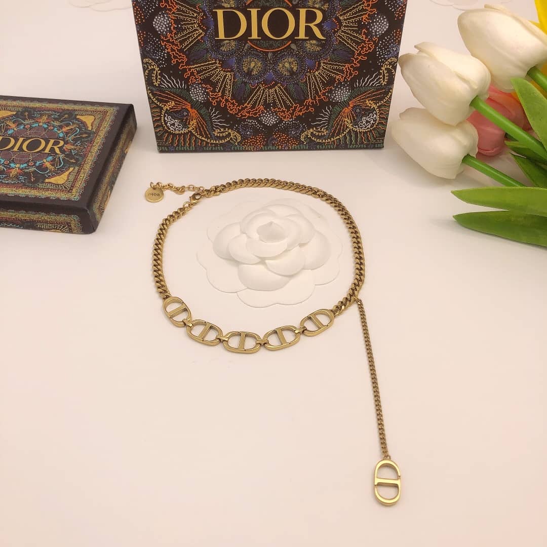 Chr1st1an D10r Necklace First Copy