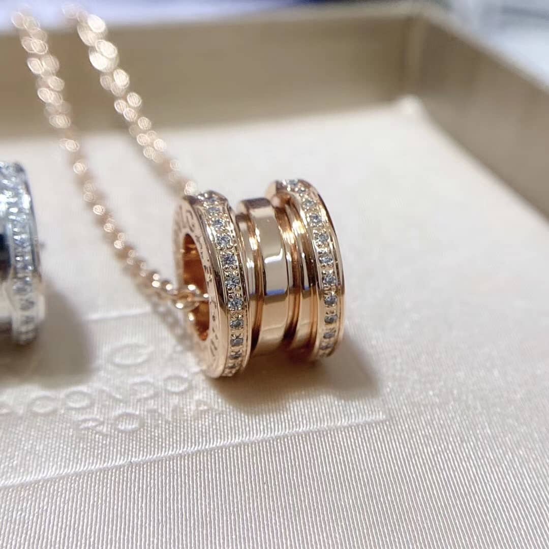 Fake Bv1g*ai Logo Necklace