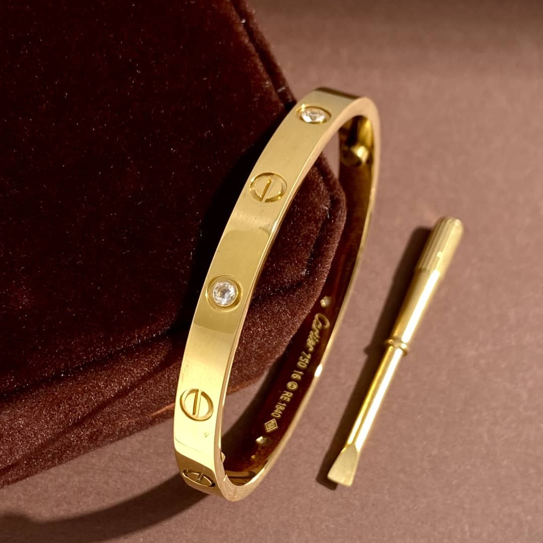 Ca*t1er Bracelet Dupe