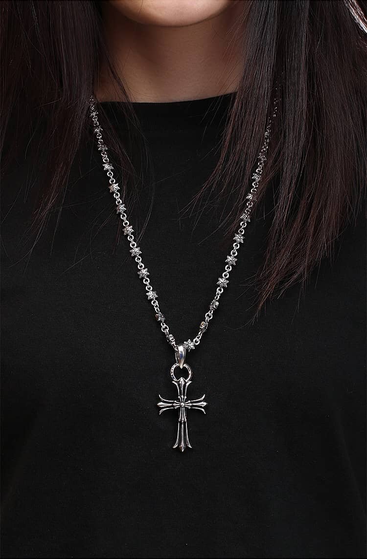 Cheap Ch*0me He**ts Necklace
