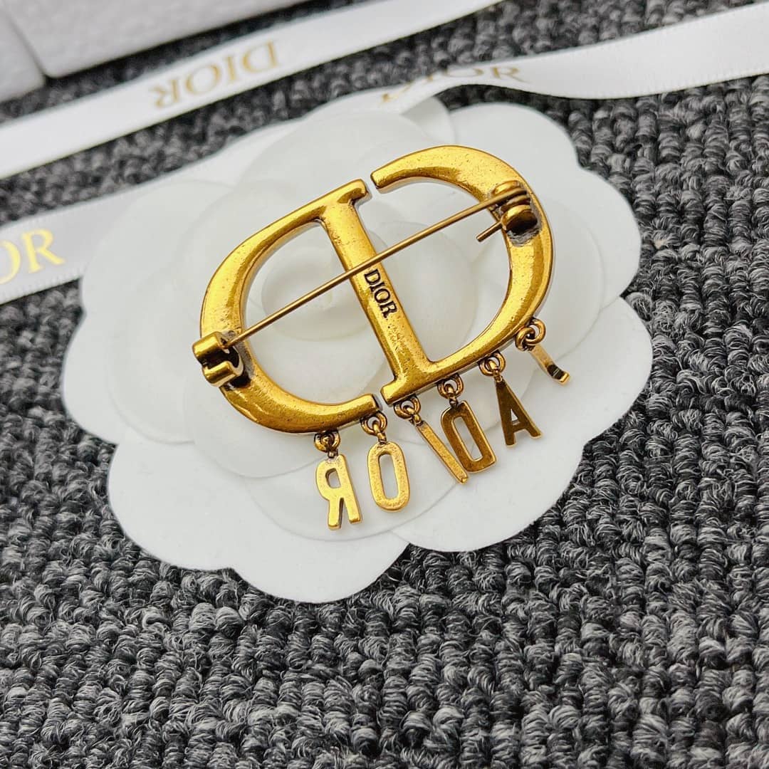 Cheap Chr1st1an D10r Brooch