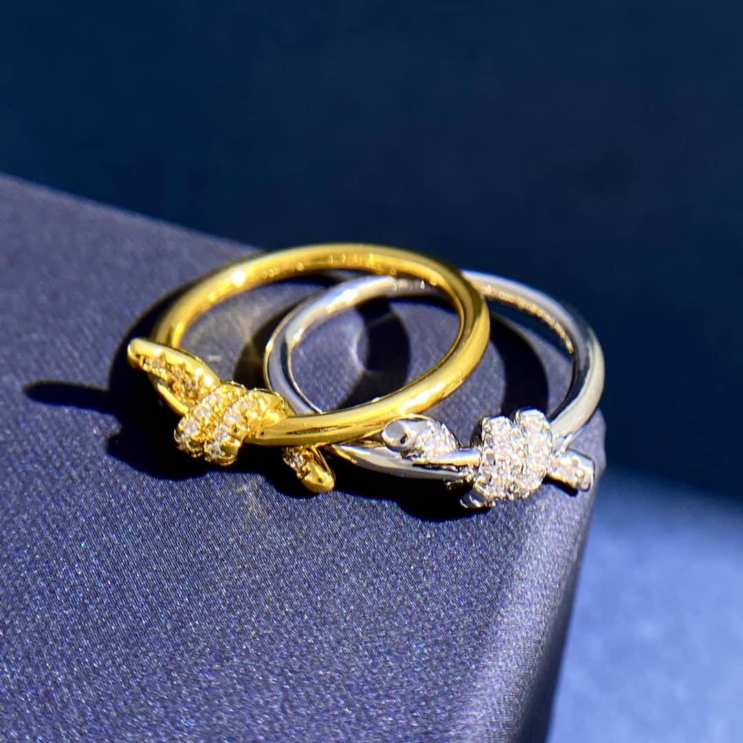 Luxury T*f*ny Classic AAA+ Ring