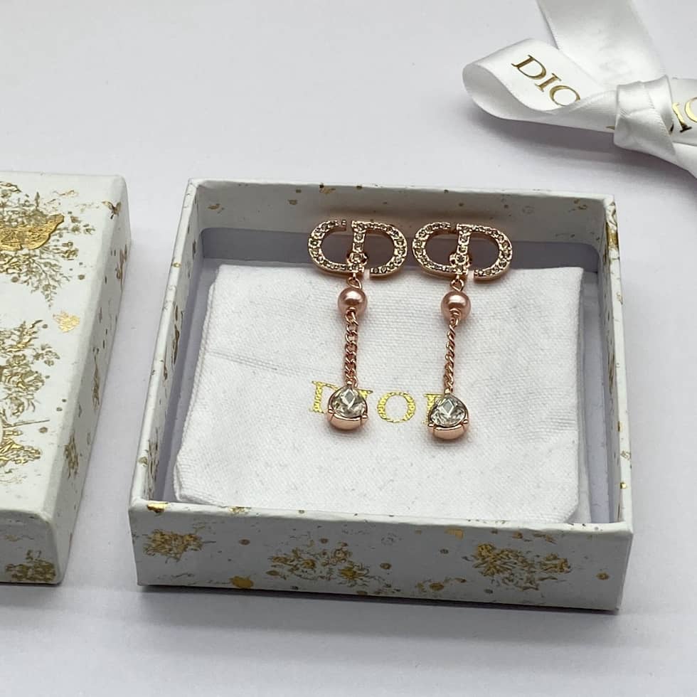 7 Star Chr1st1an D10r Earring