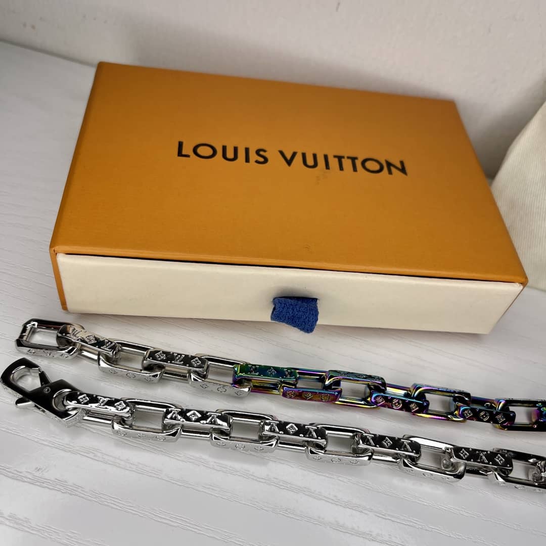 Replica L0vis Vvtt0n Necklace