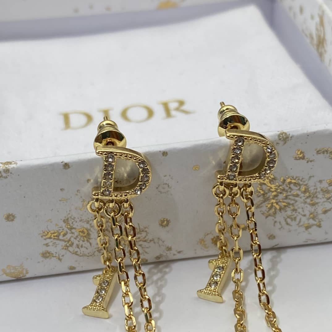 7 Star Chr1st1an D10r Earring