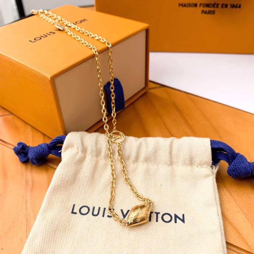 Fake L0vis Vvtt0n Logo Necklace