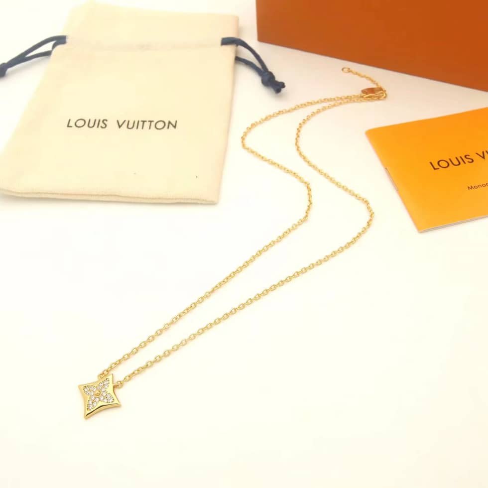 7 Star L0vis Vvtt0n Necklace
