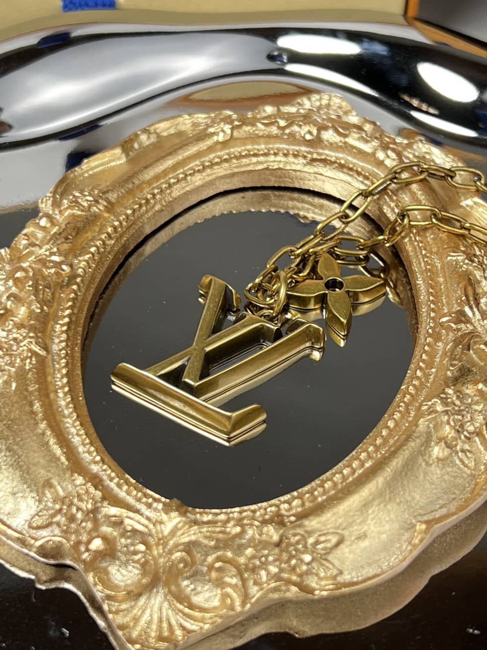 Best L0vis Vvtt0n Classic Necklace