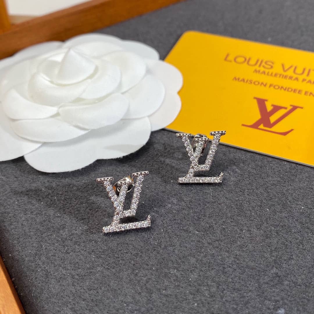 High Quality L0vis Vvtt0n Earring
