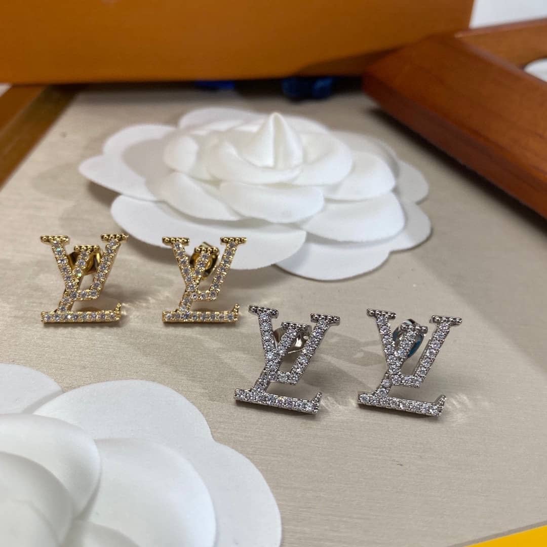 High Quality L0vis Vvtt0n Earring