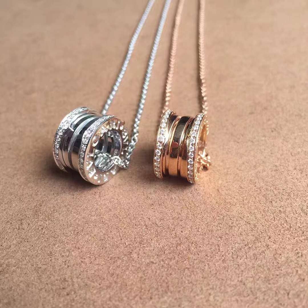 Fake Bv1g*ai Logo Necklace
