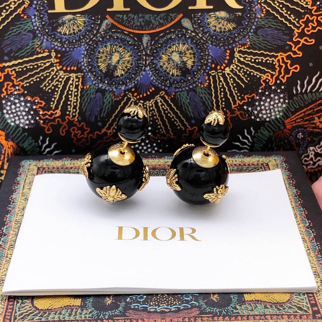 Wholesale Chr1st1an D10r AAA+ Earring