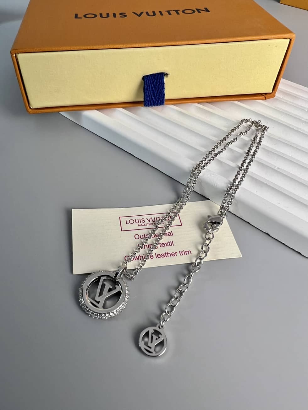 Designer L0vis Vvtt0n Classic Necklace