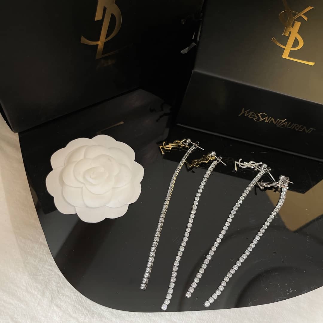 Designer Y51 Classic Earring