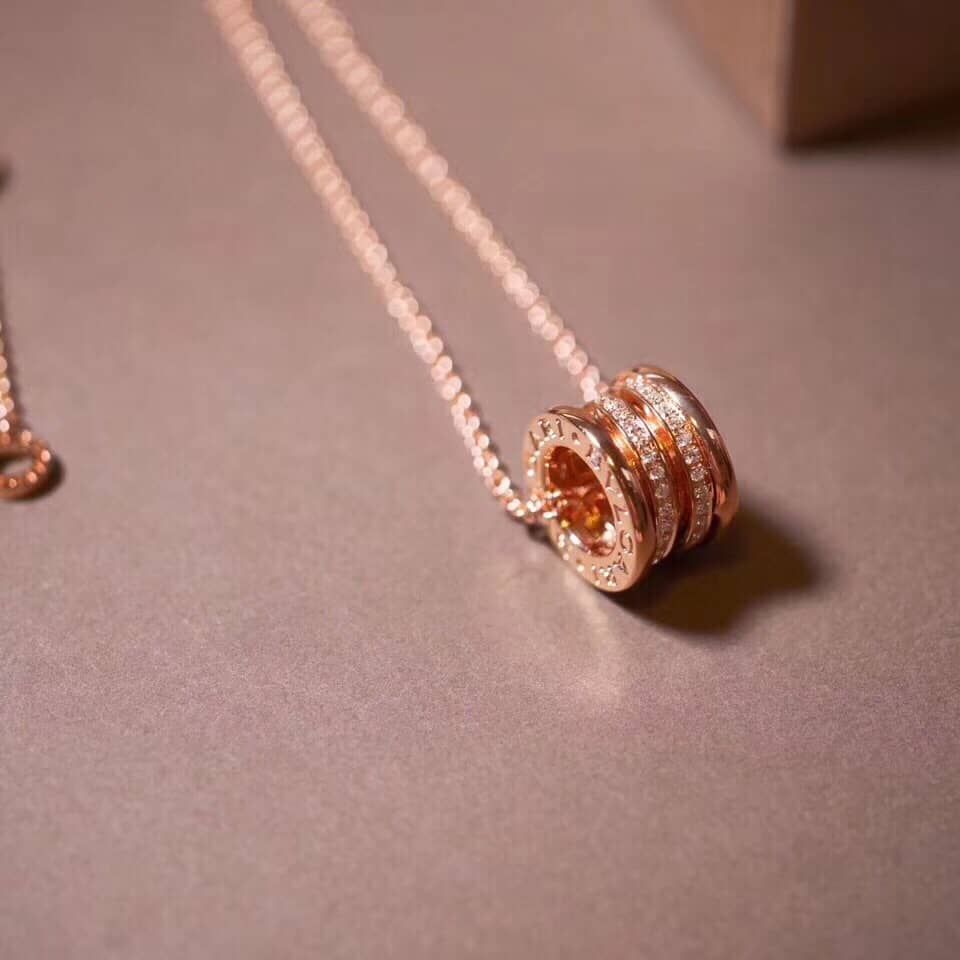 7 Star Bv1g*ai Necklace