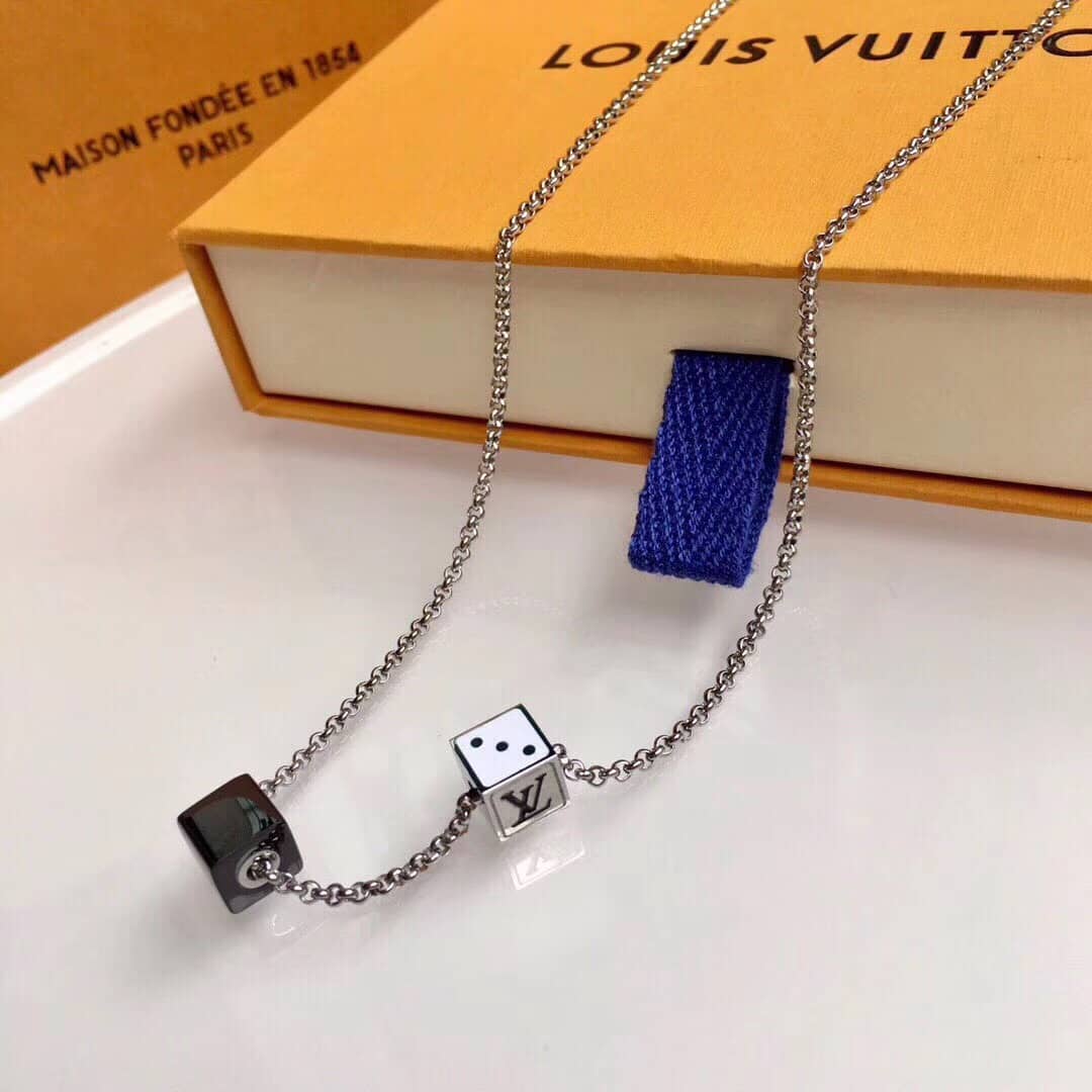 High Quality L0vis Vvtt0n Necklace