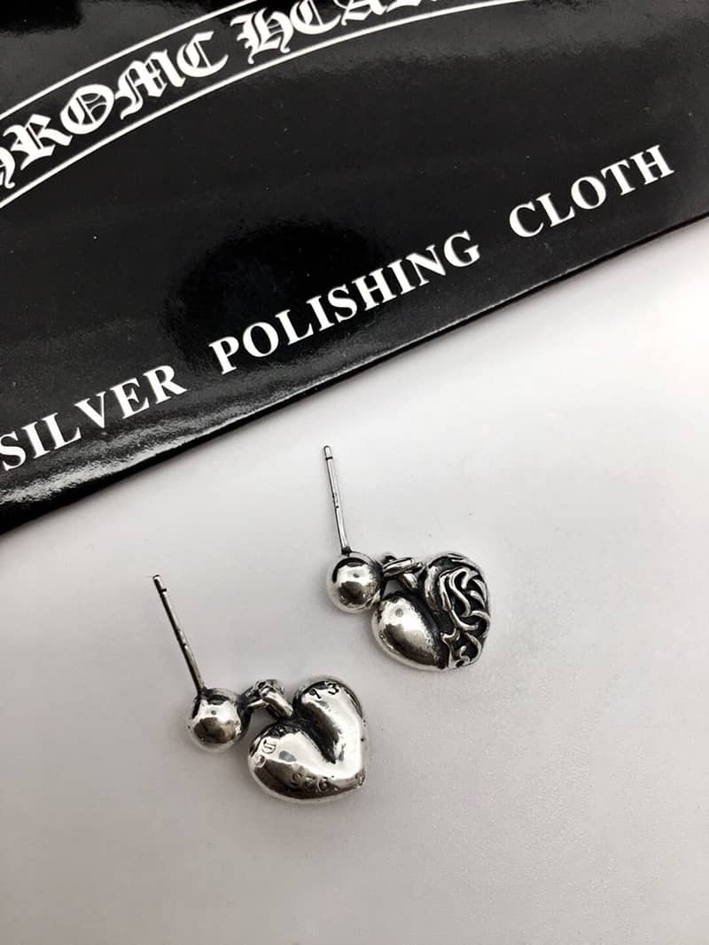 Designer Ch*0me He**ts Classic Earring