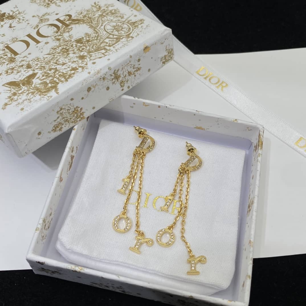 7 Star Chr1st1an D10r Earring