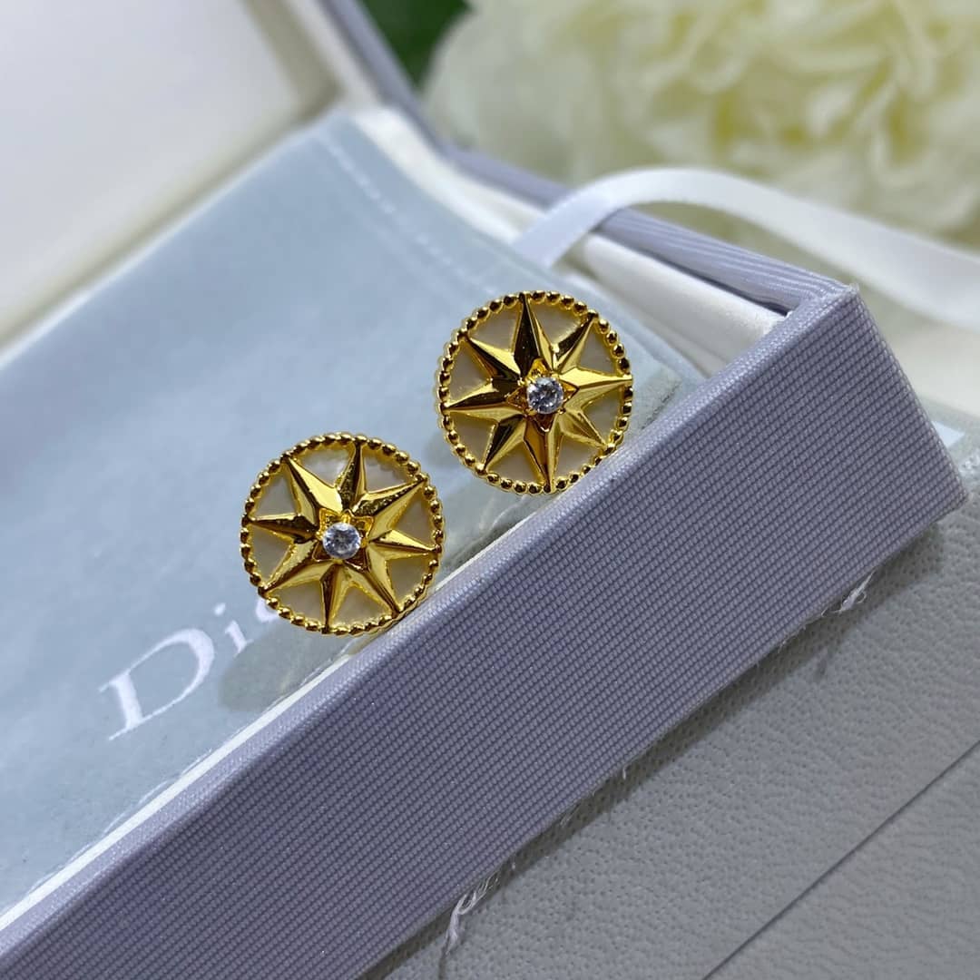 Top Quality Chr1st1an D10r Earring