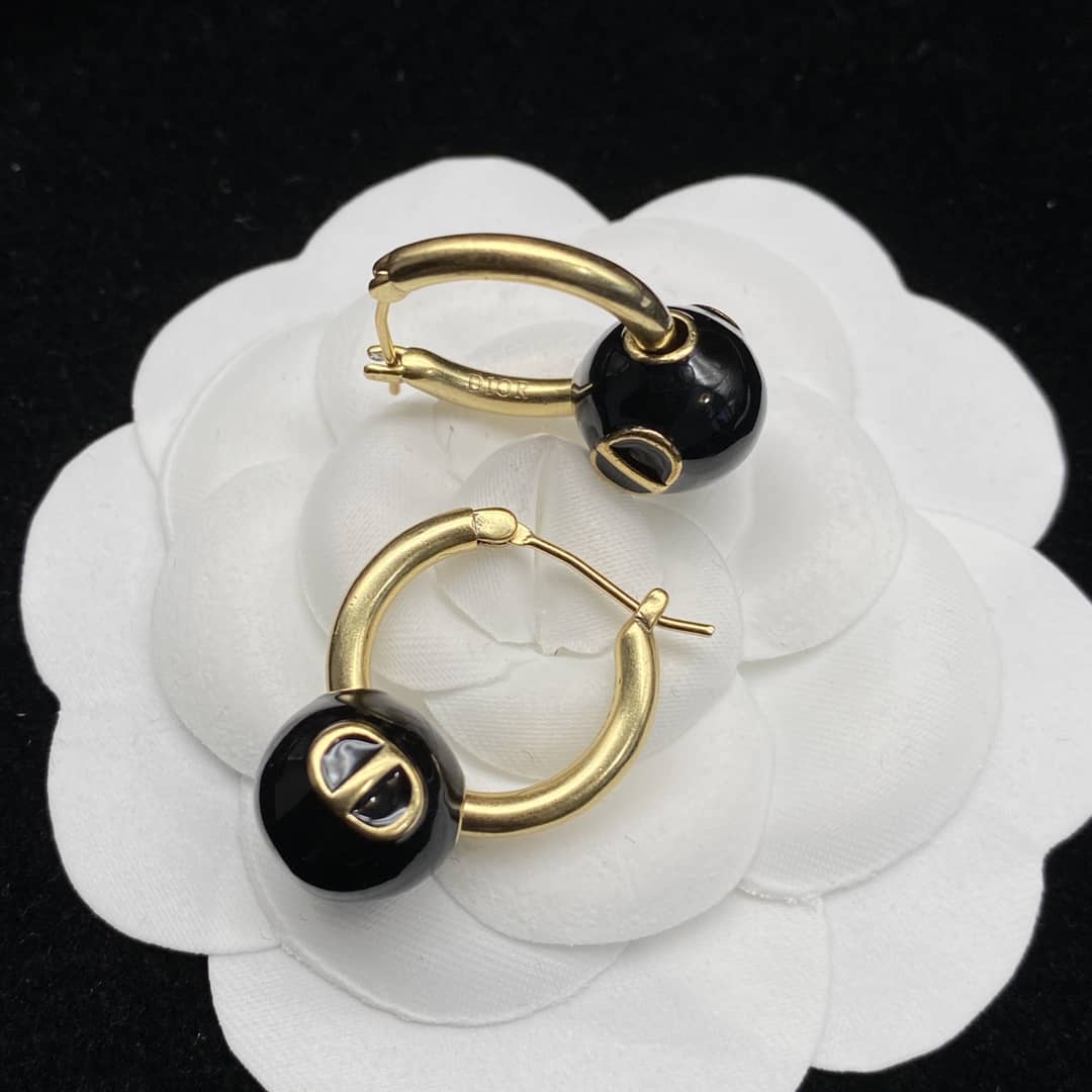 Wholesale Chr1st1an D10r AAA+ Earring