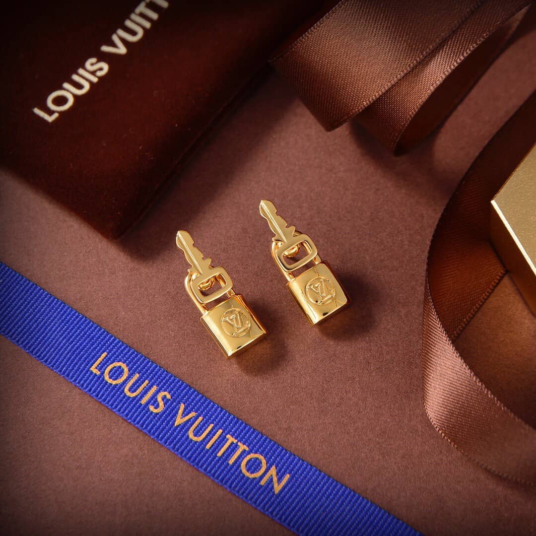 L0vis Vvtt0n Earring First Copy